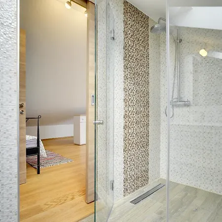 Holiday home Biba Pomer