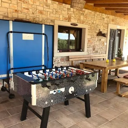 בית נופש Biba פומר